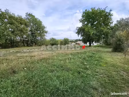 terrain 1030 m² saint paul cap de joux