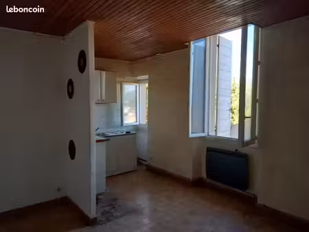 vends studio à cadenet
