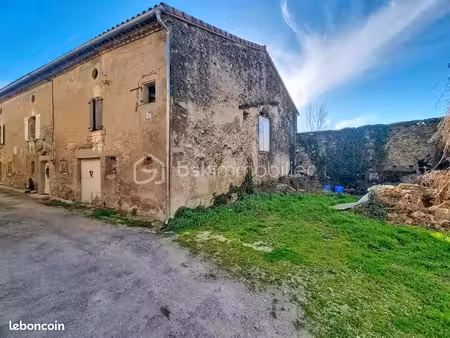 immeuble 4 pièces 150 m²