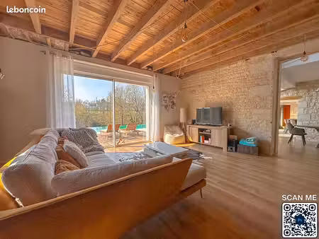 propriété 6 pièces 240 m²