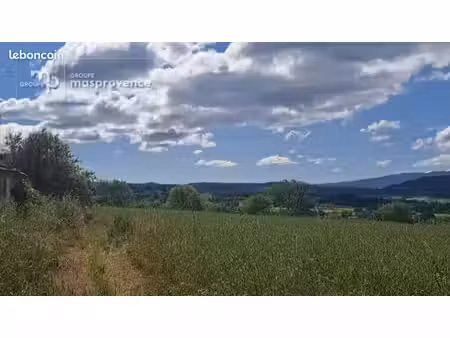 terrain à bâtir de 131 m² à saint-saturnin-les-apt (84)