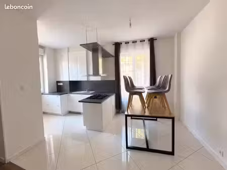 appartement 70m2 meublé