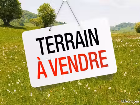 terrain 766 m² arrest