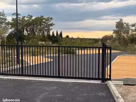 terrain constructible viabilisé de 337 m² – bollène - centre-ville – 69 000
