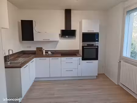 immeuble 2 appartements t5+t3 avec garage et jardin