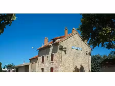 terrain 1 173 m² violes