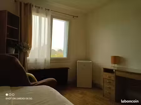 chambre meublee