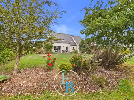 maison de luxe à vendre à cabourg