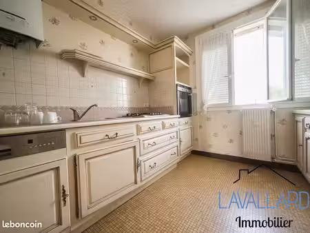 appartement 3 pièces 63 m²