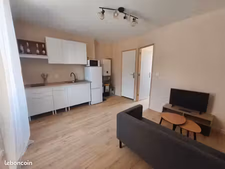 studio meublé climatisé 20m²