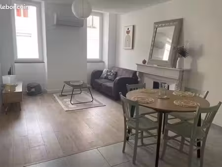 t3 appartement 45m2   meublé et climatisé