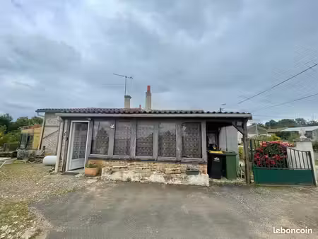 maison 75m2 avec 1500 m2 de terrain – surin (86) 66 000