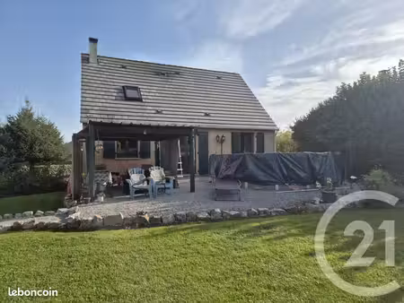 pavillon 6 pièces 109 m²