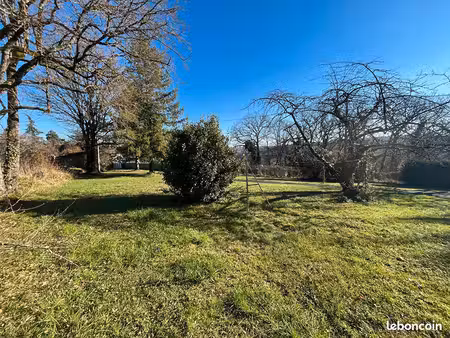 terrain 967 m² saint benoit