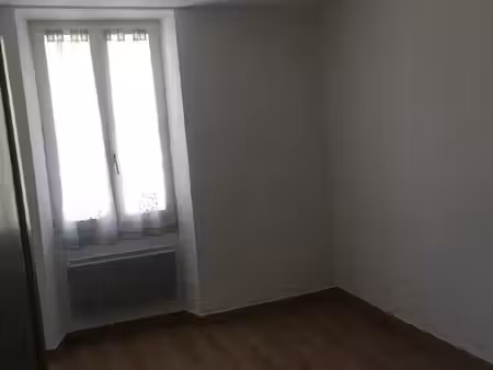 location f2