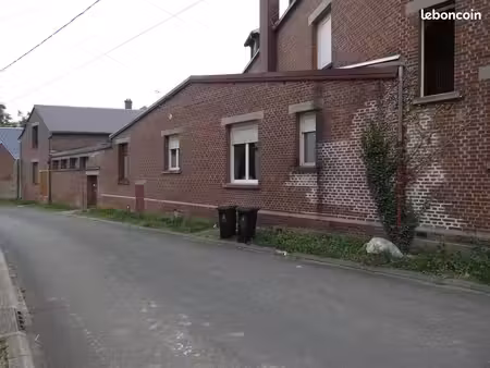 studio 1 pièce 26 m²