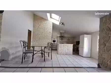 joli appartement 80 m2 dans le village