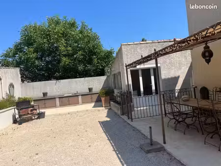 appartement t2 terrasse parking sécurisé