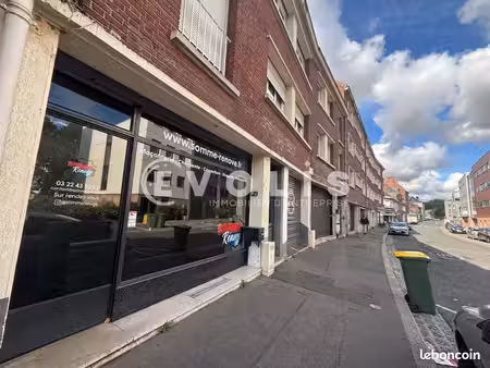 local commercial 205 m²