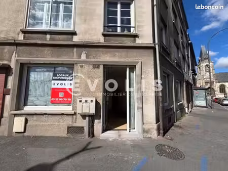 local commercial 65 m²