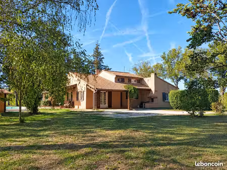 maison 5 pièces 140m2