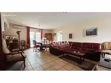 appartement t3 de 102m² à buxerolles bizais avec jardin privatif  véranda et garage