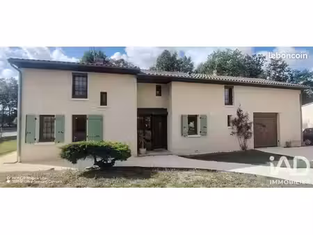maison 7 pièces 145 m²