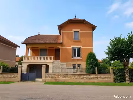 maison de caractère 96 m² avec sous-sol et terrain clos
