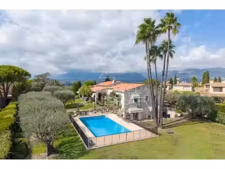 villa de luxe à vendre dans le quartier fabron