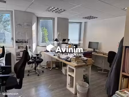 bureaux 303 m² avignon