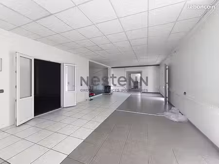 local 300 m² bollene