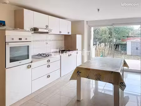 propriété 3 pièces 68 m²