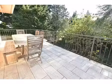 maison de luxe à vendre dans le quartier francheville le haut-bruissin