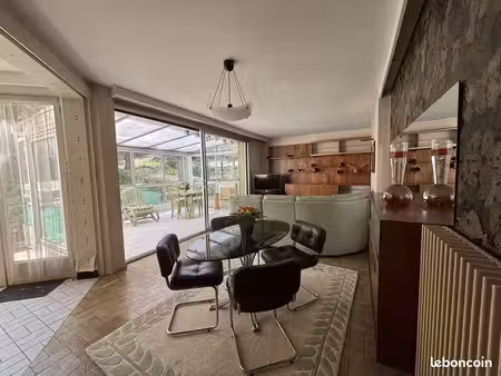 maison 6 pièces 146 m²
