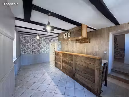 appartement 3 pièces 127 m²