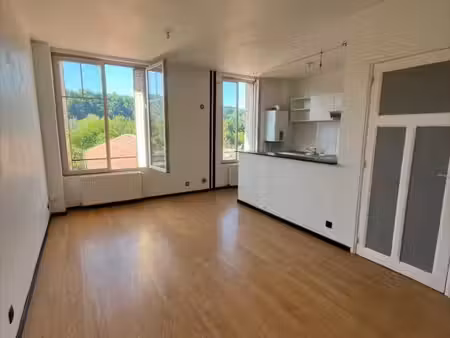 appartement 3 pièces - rue de la gare liverdun