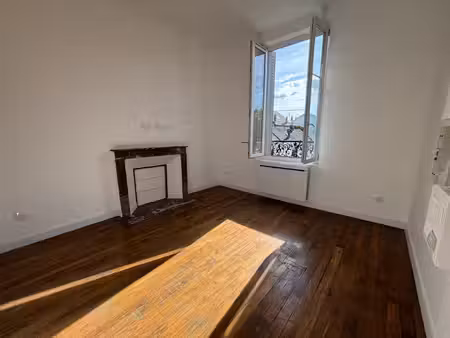 appartement t2 non meuble / sainte savine