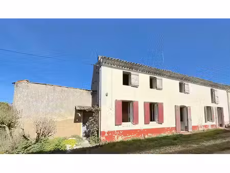 a vendre maison en pierre avec jardin et garage - secteur blaye - cartelegues