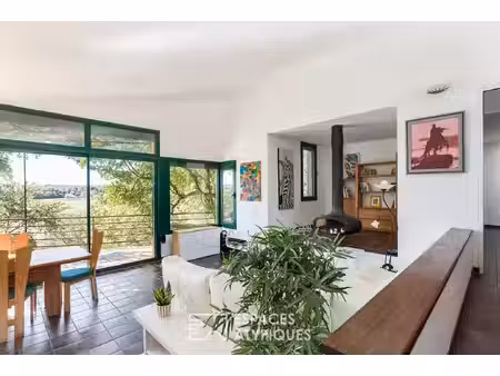 maison d'architecte avec vue pyrénées