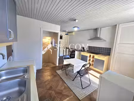 maison de village de 127m2 et 3 chambres + jardin non attena
