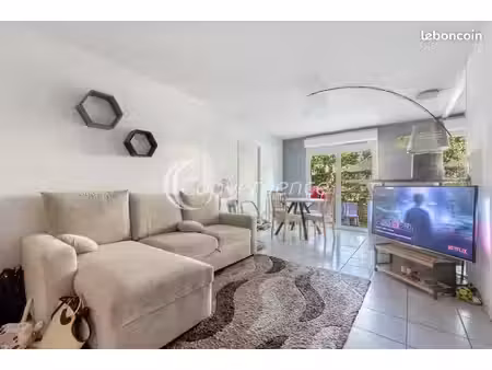 appartement 3 pièces 56 m²