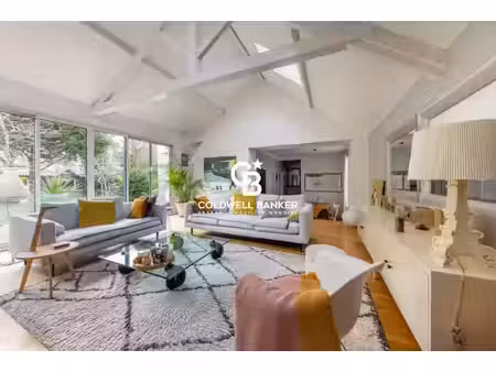 maison de luxe à vendre dans le quartier procé - monselet