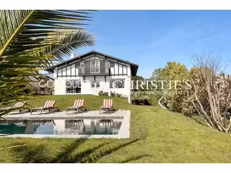 maison de luxe à vendre à guéthary