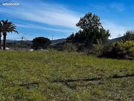 terrain 500 m² roquebrune sur argens