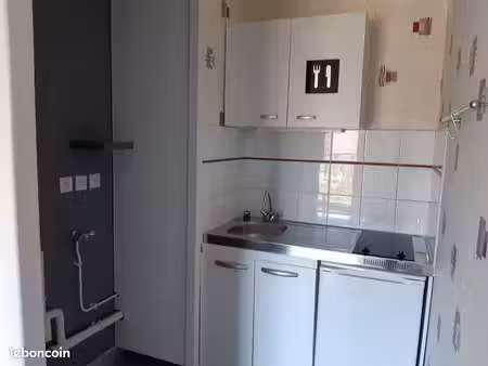 t2 proximité clinique chénieux
