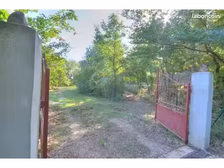 terrain 5960 m² besse-sur-issole