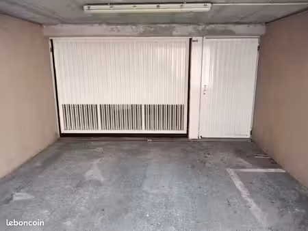 garage à louer