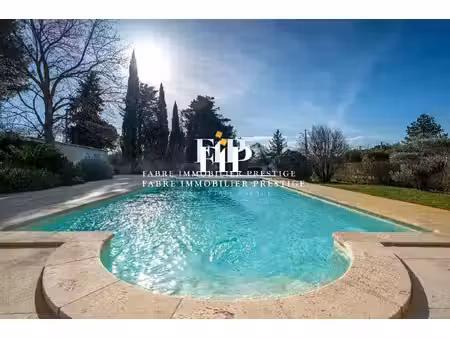 maison de luxe à vendre dans le quartier granettes-jauberte-sainte anne