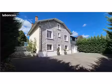 maison 8 pièces 188 m²