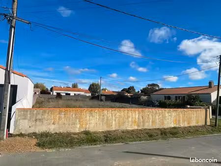 terrain constructible 515m²
